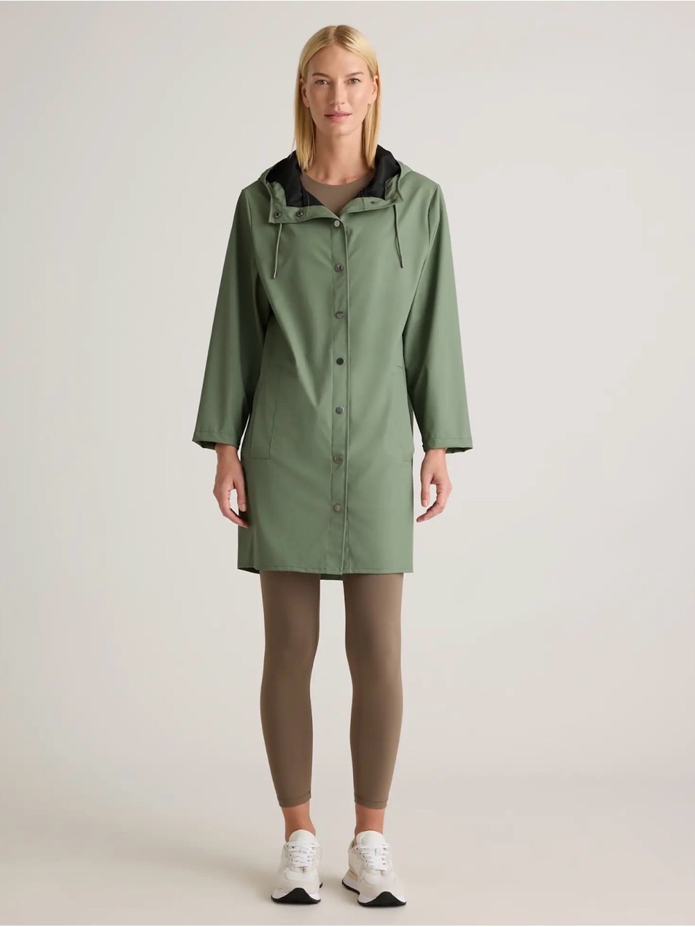 Quince Rubberized Rain coat in Pine Green Size XL